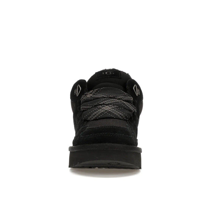 UGG Lowmel Black