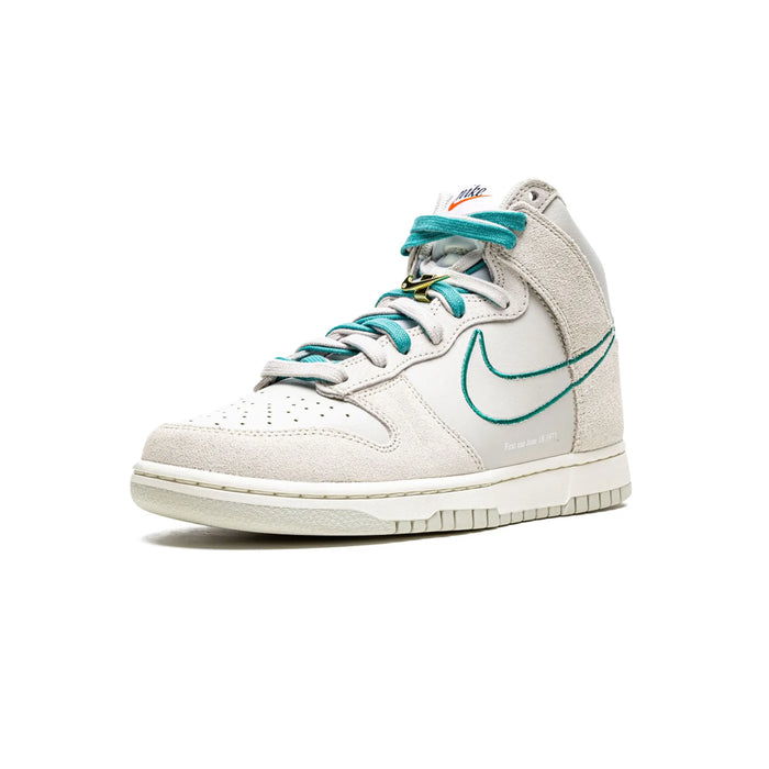 Nike Dunk High First Use Sail