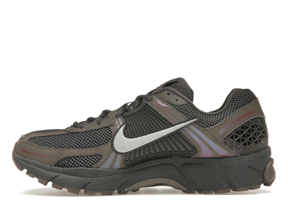 Nike Zoom Vomero 5 Cave Stone
