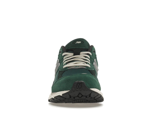 New Balance 2002R Nightwatch Green
