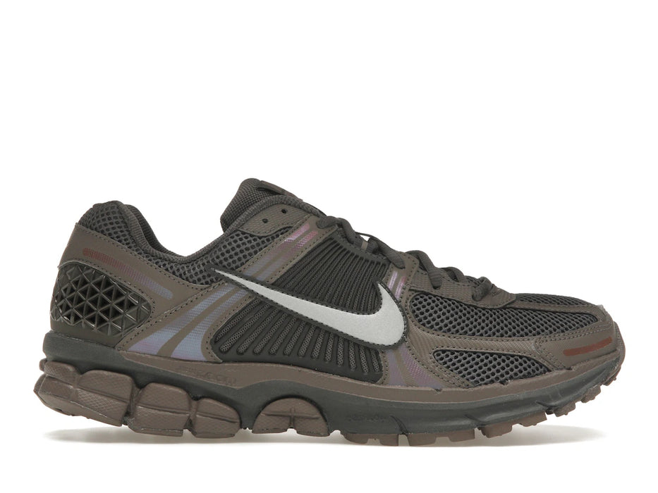 Nike Zoom Vomero 5 Cave Stone
